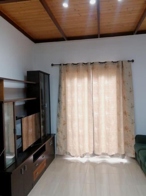 Habitacion Matrimonial Privada Con Areas Compartidas La Laguna  Zewnętrze zdjęcie